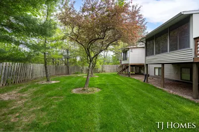 2466 Bridgeport Lane SE #35, Grand Rapids, MI 49508 - Photo 28