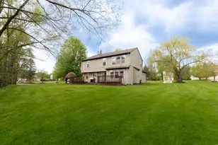 399 Quail Ridge Ct, Waterford, MI 48327 - Photo 38