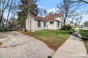 1203 4th St, Muskegon, MI 49441 - Photo 26