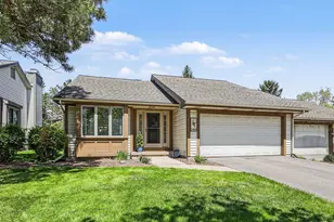 2869 Mulford Dr SE, Grand Rapids, MI 49546 - Photo 2