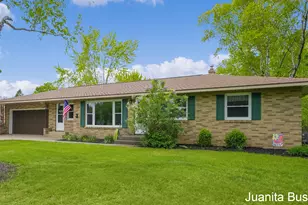 1745 Westwood Ct, Jenison, MI 49428 - Photo 2