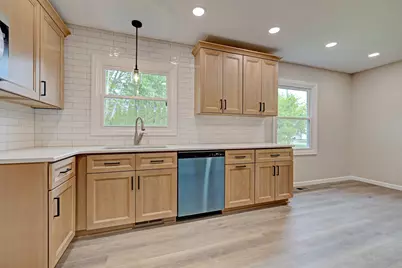 3636 Alida Avenue, Rochester Hills, MI 48309 - Photo 6