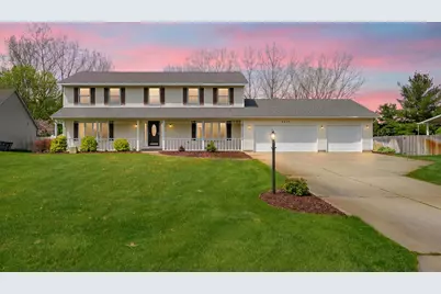 4218 Courtney Street, Saint Joseph, MI 49085 - Photo 2