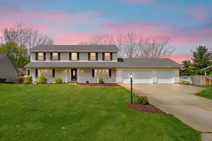 4218 Courtney St, Saint Joseph, MI 49085 - Photo 2
