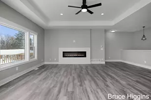 8516 Warner St, Allendale, MI 49401 - Photo 6