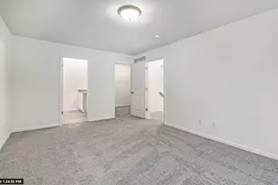 43640 S Timberview Dr, Belleville, MI 48111 - Photo 12