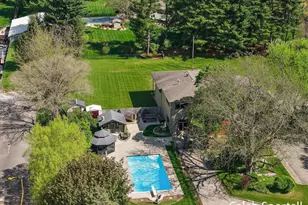 8201 Cherry Valley Ave SE, Caledonia, MI 49316 - Photo 10