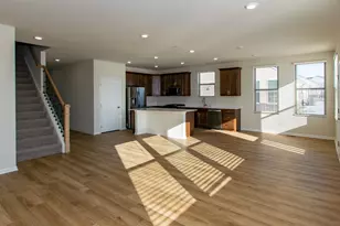 723 W Spaniel Dr, Ann Arbor, MI 48108 - Photo 6