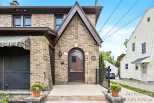 2457 Godwin Ave SE, Grand Rapids, MI 49507 - Photo 4