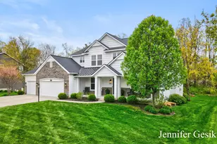 6644 Summer Meadows Dr NE, Rockford, MI 49341 - Photo 2