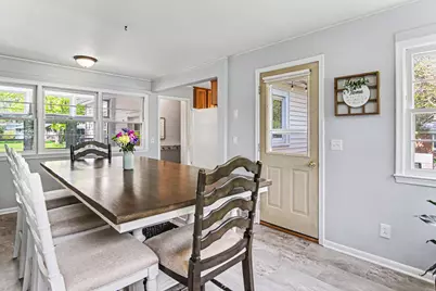 605 Edwards Street, Grand Ledge, MI 48837 - Photo 8