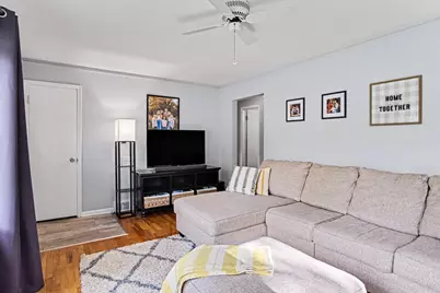 605 Edwards Street, Grand Ledge, MI 48837 - Photo 6