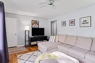 605 Edwards St, Grand Ledge, MI 48837 - Photo 6