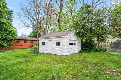 605 Edwards Street, Grand Ledge, MI 48837 - Photo 20