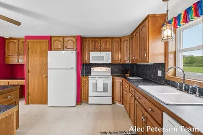 15727 40th Avenue, Coopersville, MI 49404 - Photo 34