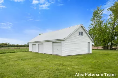 15727 40th Avenue, Coopersville, MI 49404 - Photo 12