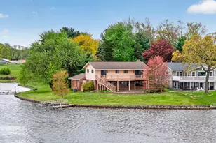 332 Riviera Dr, Brooklyn, MI 49230 - Photo 1