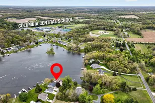332 Riviera Dr, Brooklyn, MI 49230 - Photo 2