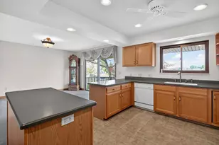 332 Riviera Dr, Brooklyn, MI 49230 - Photo 62