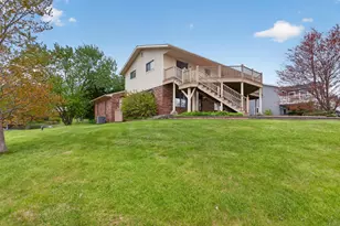 332 Riviera Dr, Brooklyn, MI 49230 - Photo 16