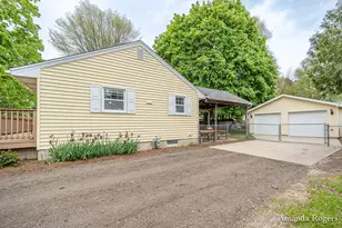 716 Alderman St, Belding, MI 48809 - Photo 28