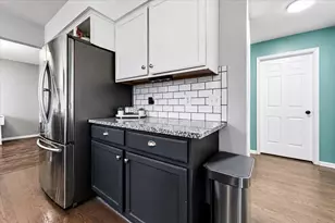 1384 Baywood Cir, Brighton, MI 48116 - Photo 20