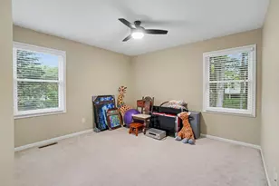 205 Woodlark Ct, Holland, MI 49424 - Photo 24