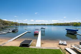 66937 Lakeshore Dr, Dowagiac, MI 49047 - Photo 2