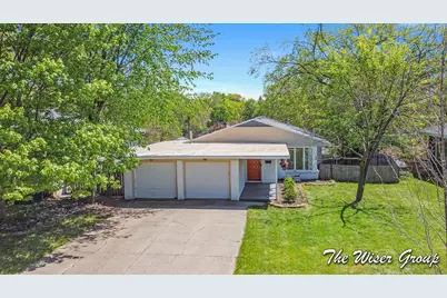 1742 Boston Street SE, Grand Rapids, MI 49506 - Photo 32