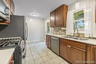 4366 Oriole Ave SW, Wyoming, MI 49509 - Photo 8