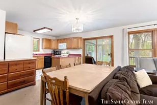 2240 Monica Ln, Muskegon, MI 49442 - Photo 12