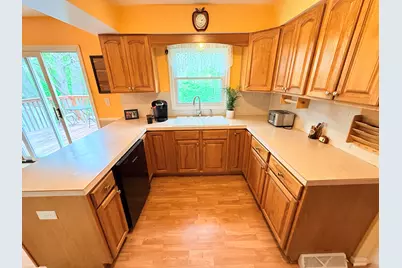 3101 Paris Park Drive SE, Grand Rapids, MI 49512 - Photo 10