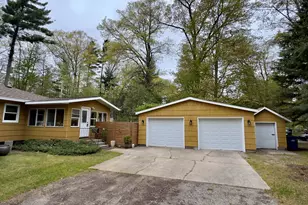 19105 Glendale Cir, Spring Lake, MI 49456 - Photo 34