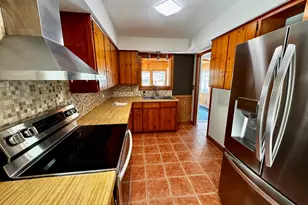 19105 Glendale Cir, Spring Lake, MI 49456 - Photo 6