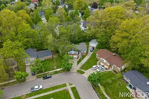 2417-2419 Edgewood Ave SE, Grand Rapids, MI 49546 - Photo 4