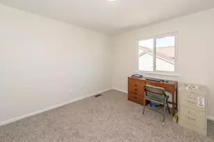 36520 Tom Brown Ct, Westland, MI 48185 - Photo 40