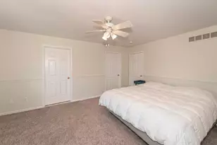 36520 Tom Brown Ct, Westland, MI 48185 - Photo 46