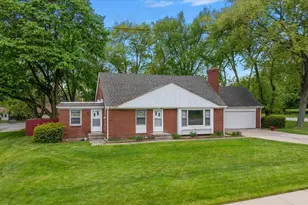 3035 E Paris Ave SE, Grand Rapids, MI 49512 - Photo 2