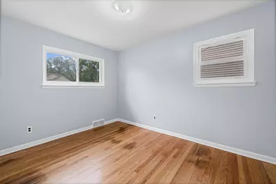 15370 Deering Street, Livonia, MI 48154 - Photo 20