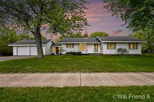 319 Country Club Rd, Holland, MI 49424 - Photo 2