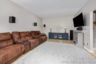 5951 Barcroft Dr SW, Wyoming, MI 49418 - Photo 8