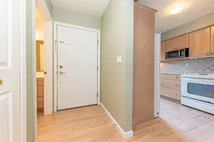 758 Greenhills Dr, Ann Arbor, MI 48105 - Photo 8