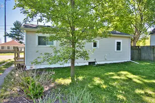 652 N 7th St, Niles, MI 49120 - Photo 4