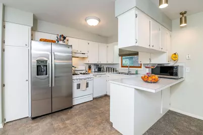 4557 Brooklyn Avenue SE, Grand Rapids, MI 49508 - Photo 10