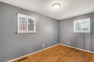 1230 Peachwood Dr, Flint, MI 48507 - Photo 14