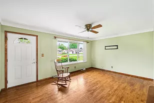 1230 Peachwood Dr, Flint, MI 48507 - Photo 6