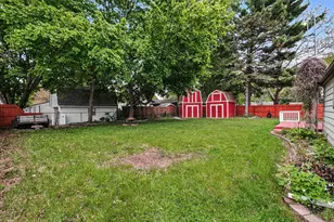 1230 Peachwood Dr, Flint, MI 48507 - Photo 26