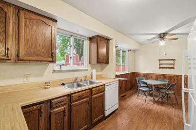 1230 Peachwood Drive, Flint, MI 48507 - Photo 10