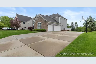 7326 Royal Ridge SE, Caledonia, MI 49316 - Photo 4