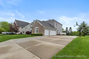 7326 Royal Ridge SE, Caledonia, MI 49316 - Photo 4